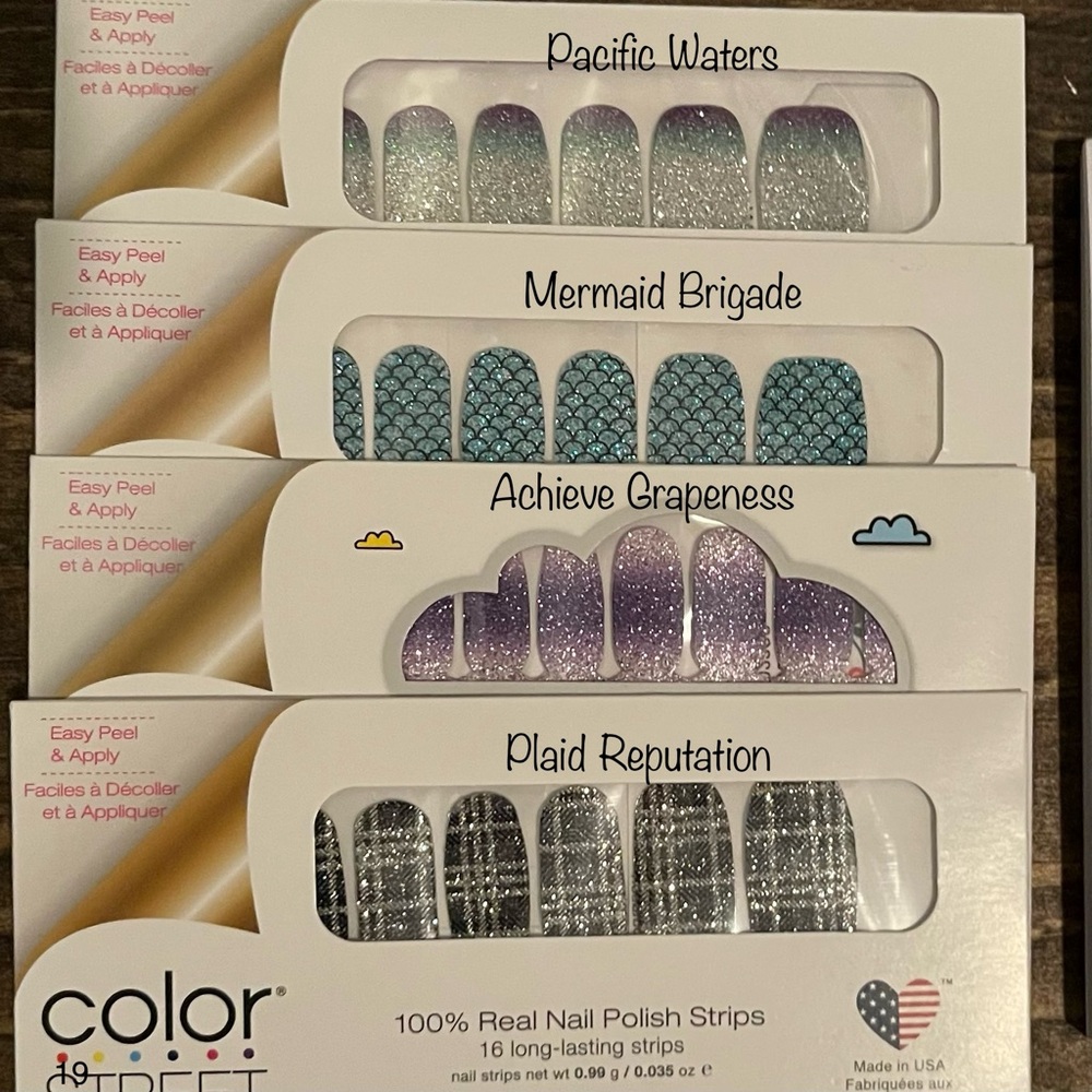 NWT 4 Retired Color Street Nail Polish Strips!
